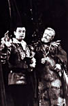 Cornel Popescu şi Constantin Săsăreanu în &bdquo;Hamlet&ldquo; de William Shakespeare, regia Nicolae Scarlat